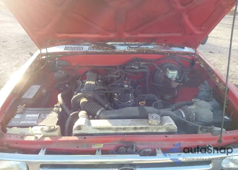 1992 Toyota Pickup 1/2 Ton Short Wheelbase from USA, damaged, VIN JT4RN81A9N5139813